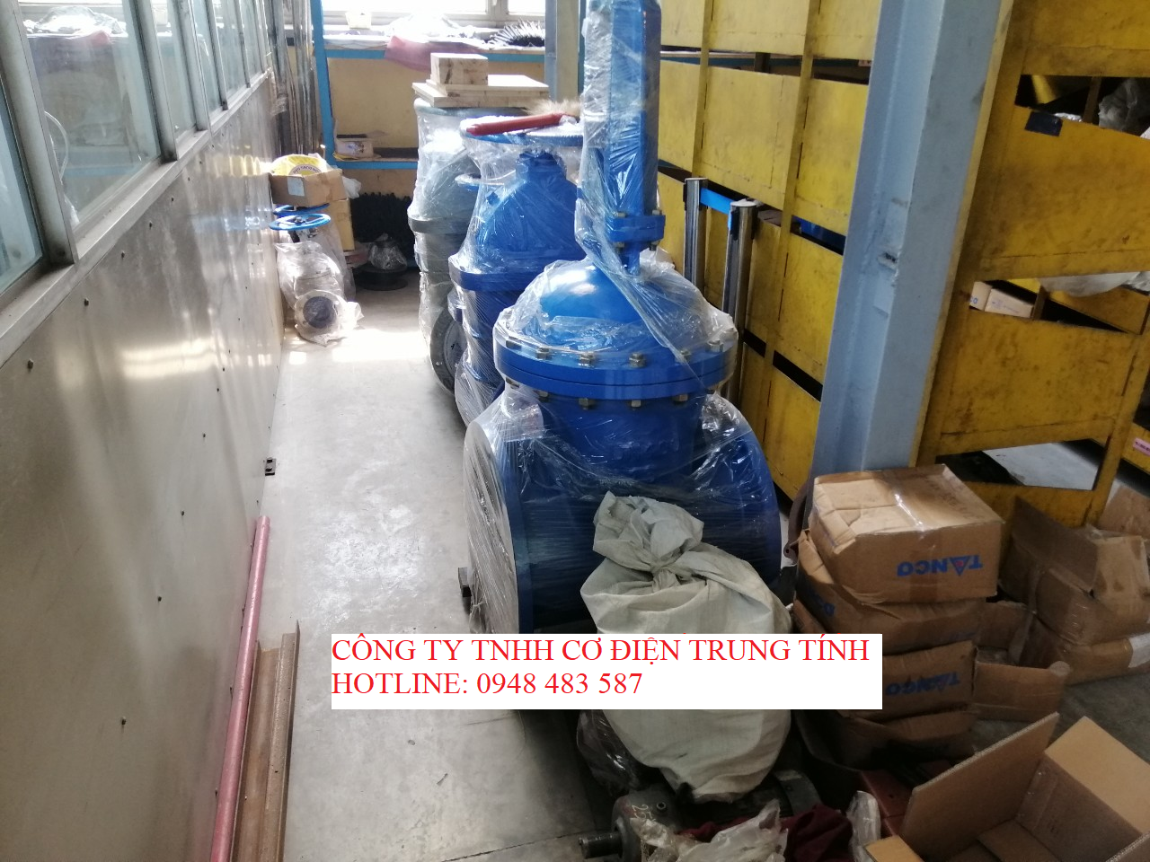 Van cổng VC200